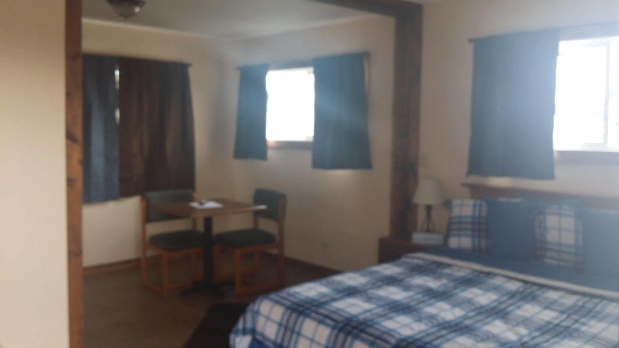 Terrace Motel Кус-Бей Екстер'єр фото